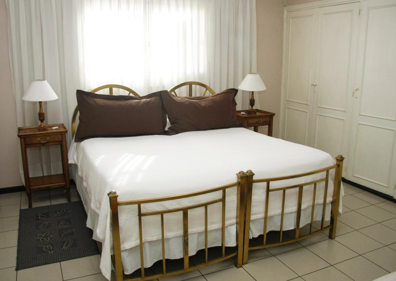 Bed And Breakfast Plaza Italia Mendoza Ngoại thất bức ảnh